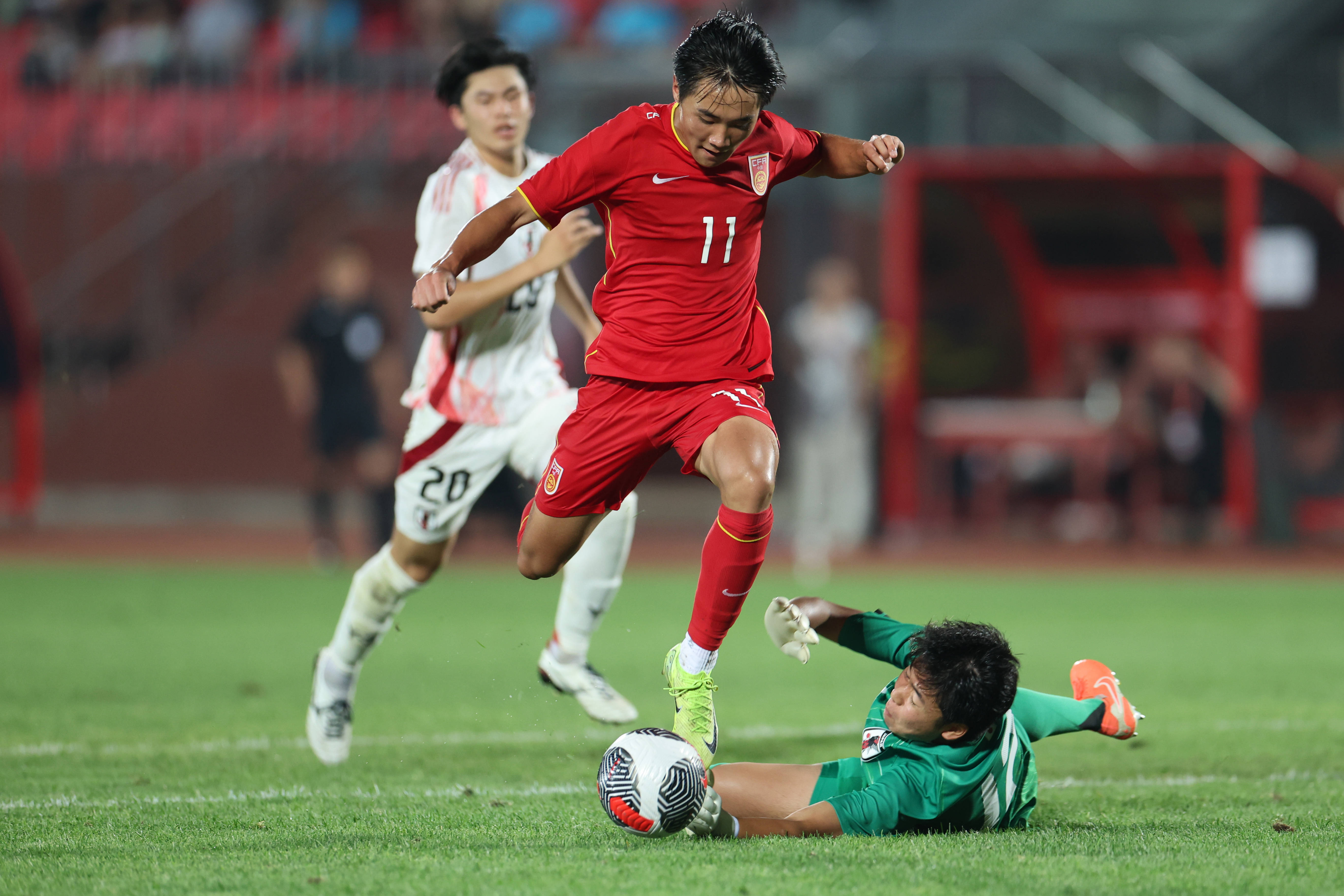 萨尔格里斯VS咸仑斯巴坦_沈阳国际足球锦标赛:中国U16队平日本U16队