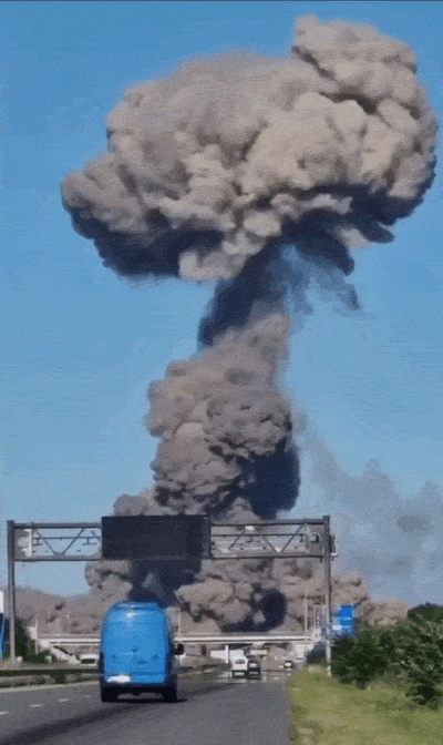 拉瓦勒VS圣埃蒂安_俄军这一炸创造历史了拉瓦勒VS圣埃蒂安,炸出“乌克兰广岛”:弹药耗尽倒计时开始