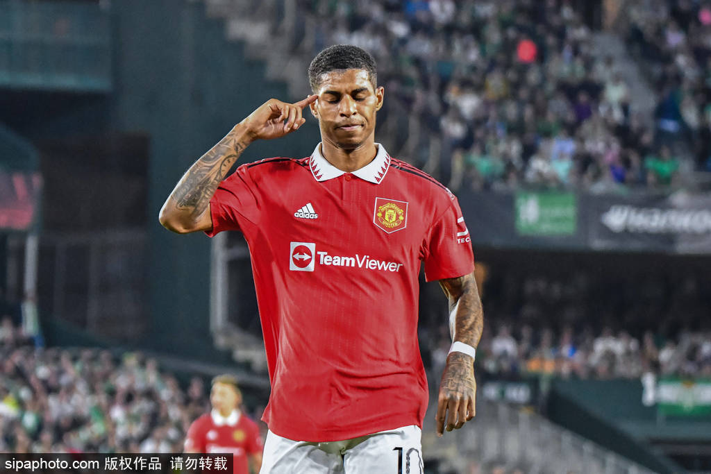 法基克VS邓迪联队_曼联计划出售拉什福德等5名球员 盼收回1.42亿镑转会费