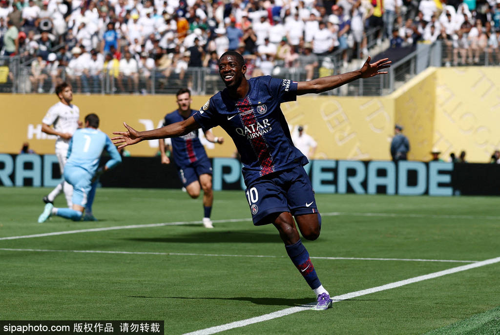 奥斯VS马斯特里赫特_世俱杯-登贝莱传射法比安双响 巴黎4-0皇马进决赛