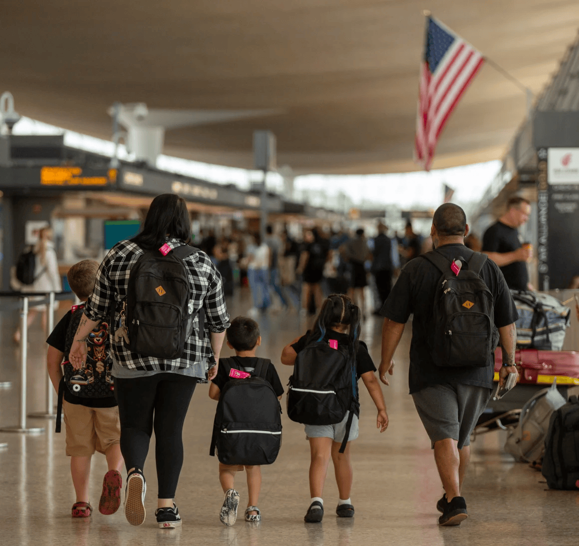 西雅图风暴比分_一家人自愿被驱逐出美国：“留在这里是一场赌博”