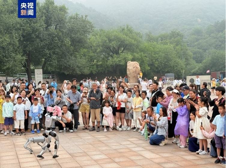 如何注册皇冠足球代理_全球首创如何注册皇冠足球代理!2025世界人形机器人运动会能量传递活动启幕