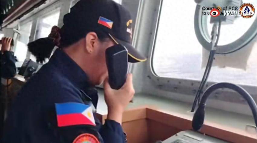 皇冠信用网登3代理_69海里对峙！美军与19国联合演习之际皇冠信用网登3代理，中方052D携带高超音速导弹，直接近距离震慑