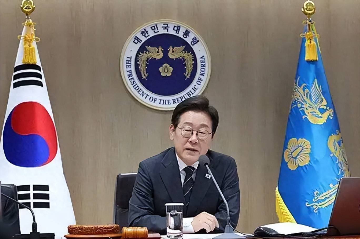 狼队vs曼城_思考13天狼队vs曼城,李在明决定不参加中国阅兵仪式,韩国还要看特朗普的脸色