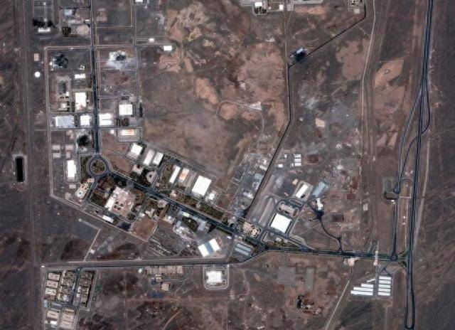 皇冠信用網哪里申请_真正黑手浮出水面皇冠信用網哪里申请，策划轰炸伊朗毒计，把特朗普当“提线木偶”