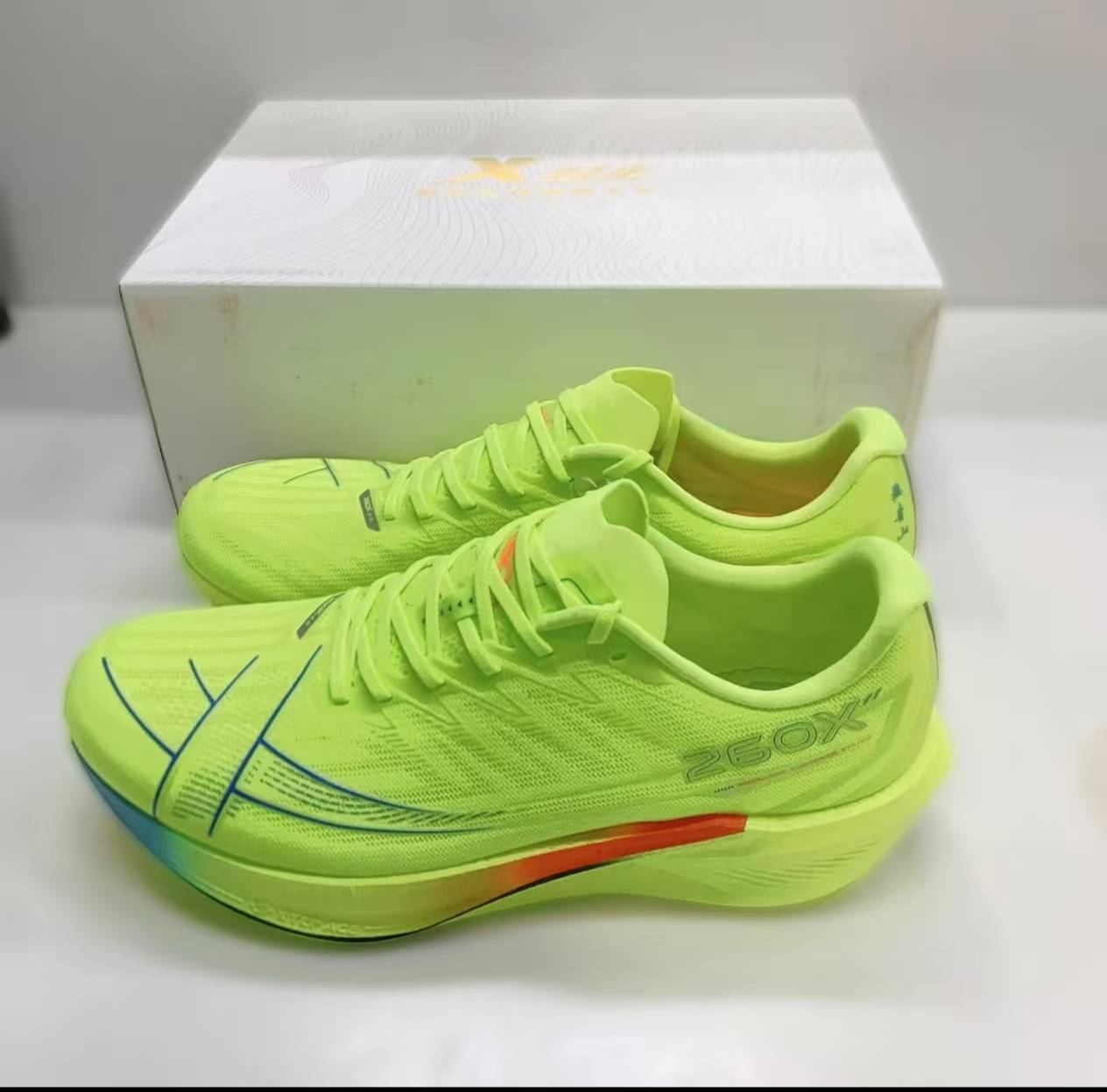 皇冠信用网平台出租_“一年设计白干了！”设计专业大学生乘高铁行李箱丢失皇冠信用网平台出租，行李架处无监控，多方回应