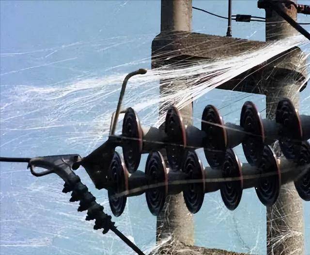 皇冠信用網出租_一发瘫痪一个城市!中国公布新型神秘炸弹皇冠信用網出租,是专门为谁准备的?