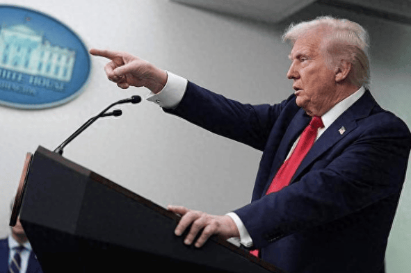 皇冠体育App下载_冯德莱恩2天后访华皇冠体育App下载，中欧一旦联手，美国关税战或将彻底失败