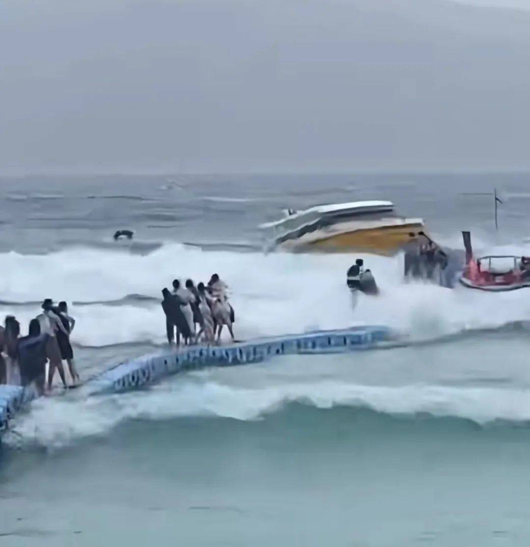 皇冠信用网会员注册_中国女游客被砸身亡！女儿崩溃：原定明天回国皇冠信用网会员注册，刚退休的年纪，意外先到了！