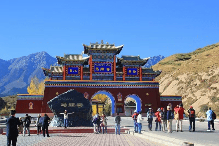 皇冠信用網出租_甘肃马蹄寺景区被曝收300元/人“天价过路费”皇冠信用網出租，当地文旅部门：属实，已下发整改函