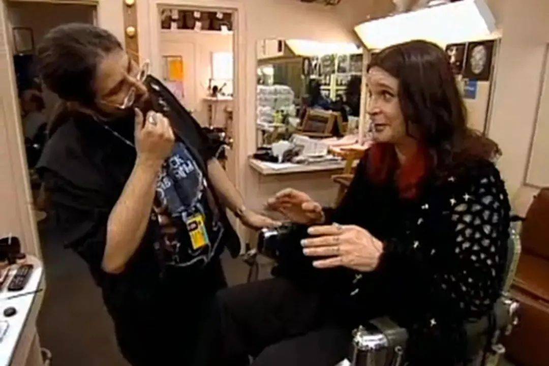 皇冠代理登1租用_“活传奇”去世皇冠代理登1租用！17天前还在开演唱会……