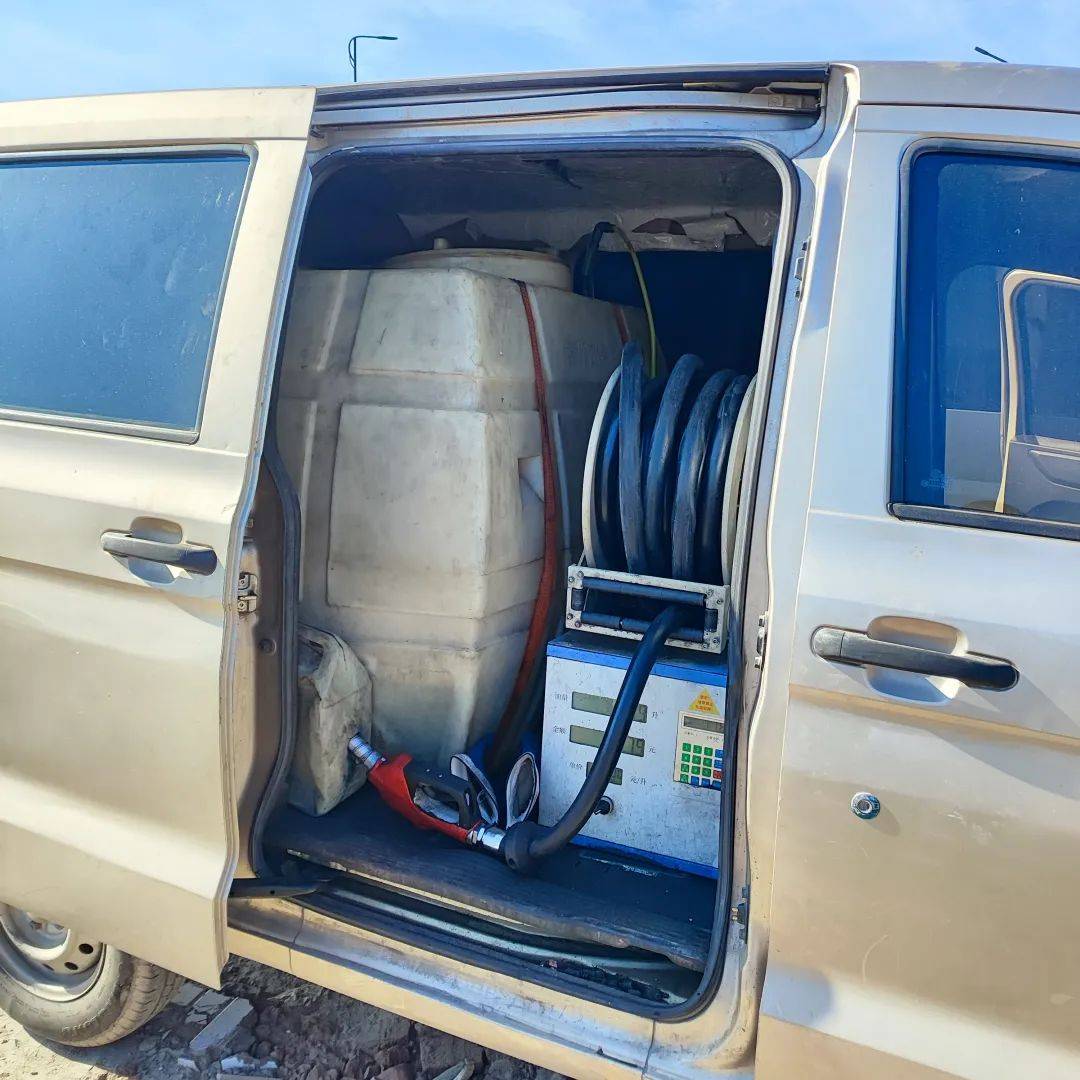 皇冠信用最新地址_浙江杭州市萧山区：长期非法倒卖柴油 违规设置加油装置