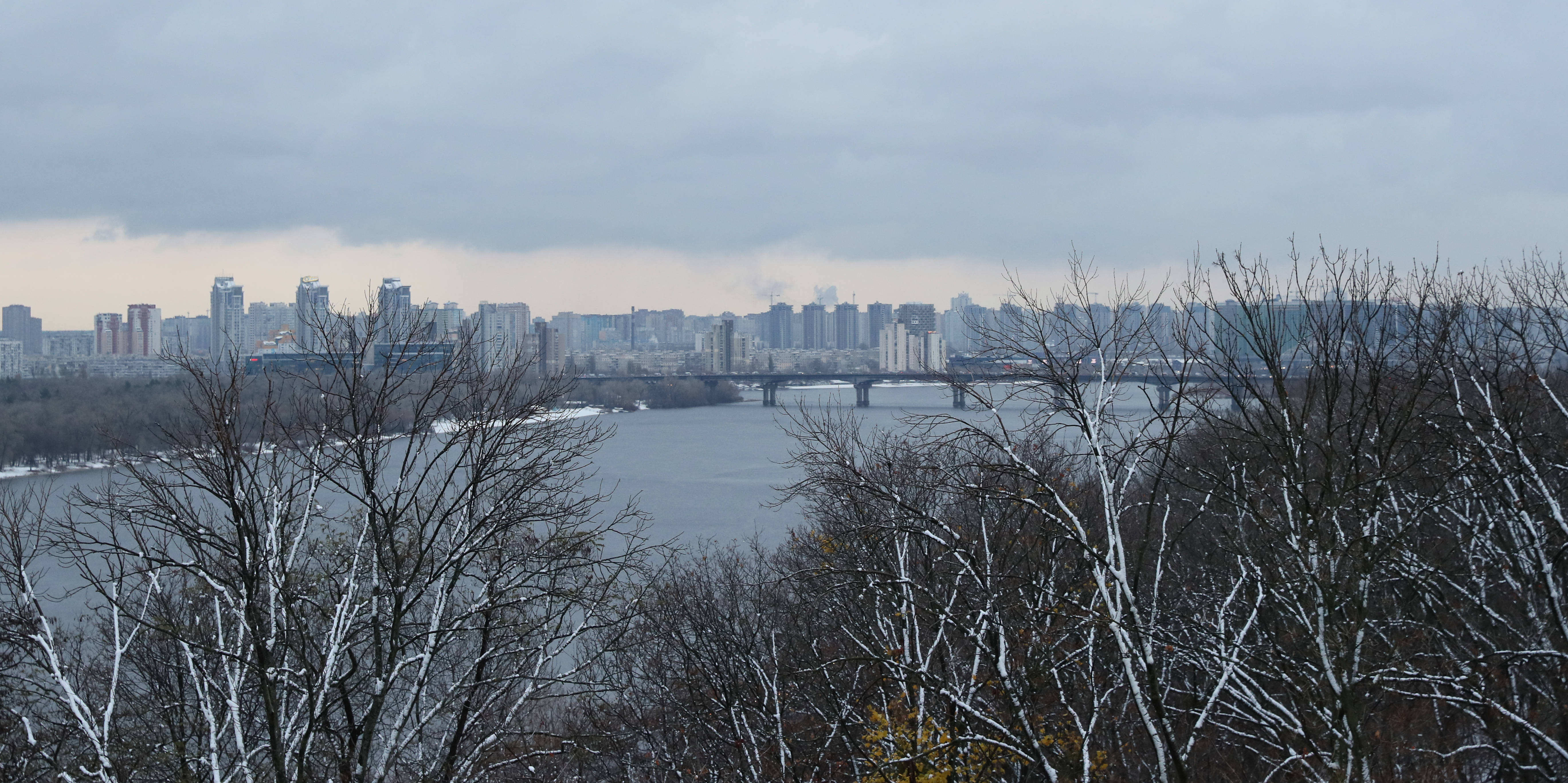 皇冠信用網正网_“乌克兰遭很严重打击” 美批准3.22亿美元对乌军售