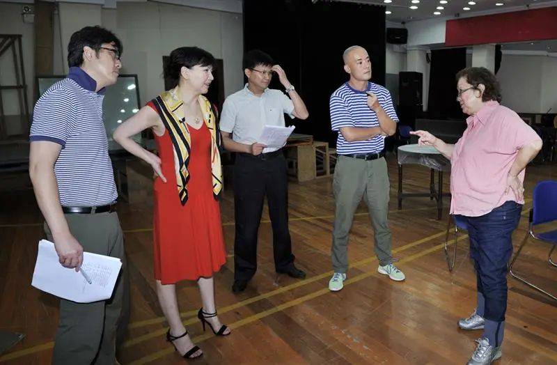 体彩足球平台_上海著名演员因病去世体彩足球平台,年仅50岁,网友:不敢相信!