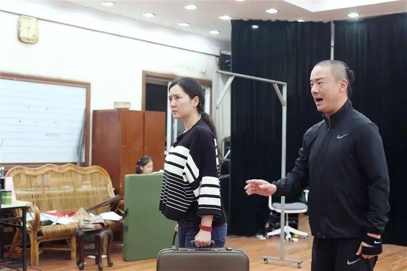 体彩足球平台_上海著名演员因病去世体彩足球平台,年仅50岁,网友:不敢相信!