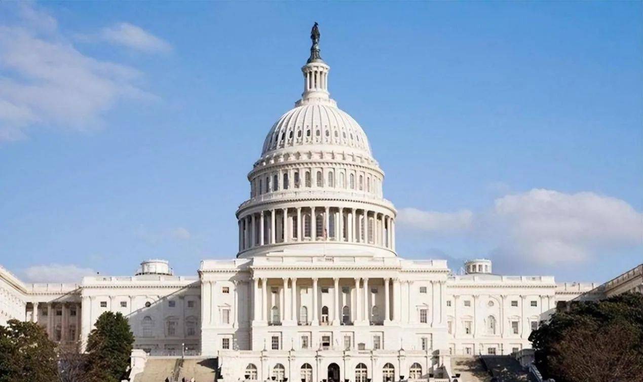 皇冠信用网登2登3_访华结束皇冠信用网登2登3，冯德莱恩离开北京，头一次把姿态放的这么低，临行前她给美方留了句话，意味深长