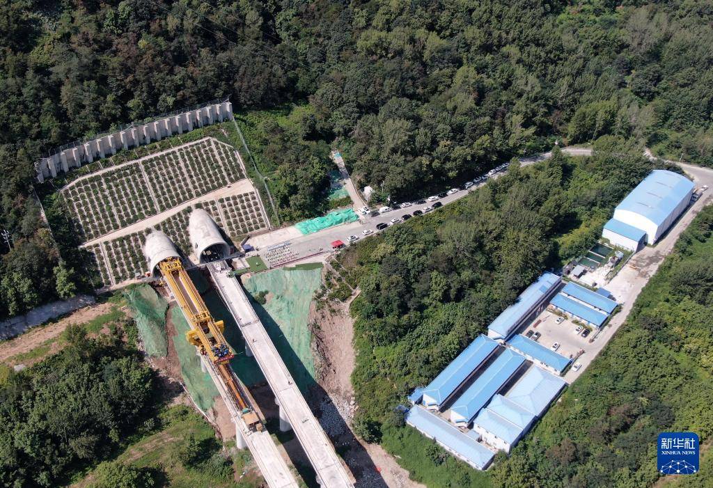 皇冠足球管理平台出租_西康高铁全线完成桥梁架设