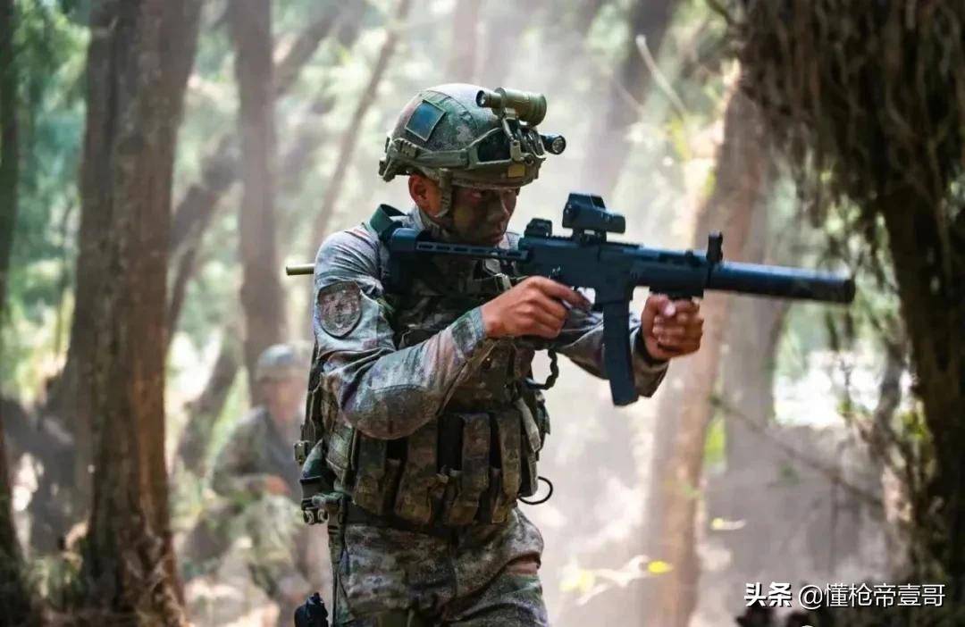 皇冠信用網最新地址_中国特种兵新装备摸秃美军皇冠信用網最新地址,网友:你跟我说这是解放军?