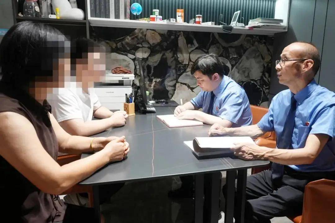 皇冠信用网出租足球_“借名贷”入侵校园皇冠信用网出租足球!大学生为200元返现背上16万元债务