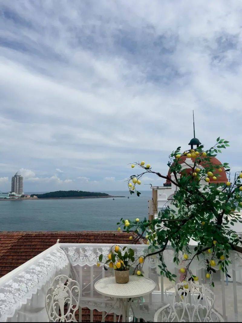 皇冠信用网代理怎么申请_网友因“海景照”探店皇冠信用网代理怎么申请，发现竟是墙上一幅画……店主：遭不明人士网暴，将报警