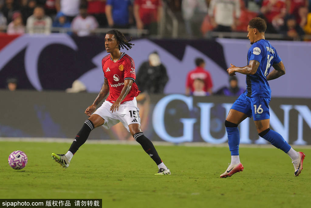 新版hga050_曼联主帅阿莫林慧眼识珠：19岁小将威廉姆斯一战成名