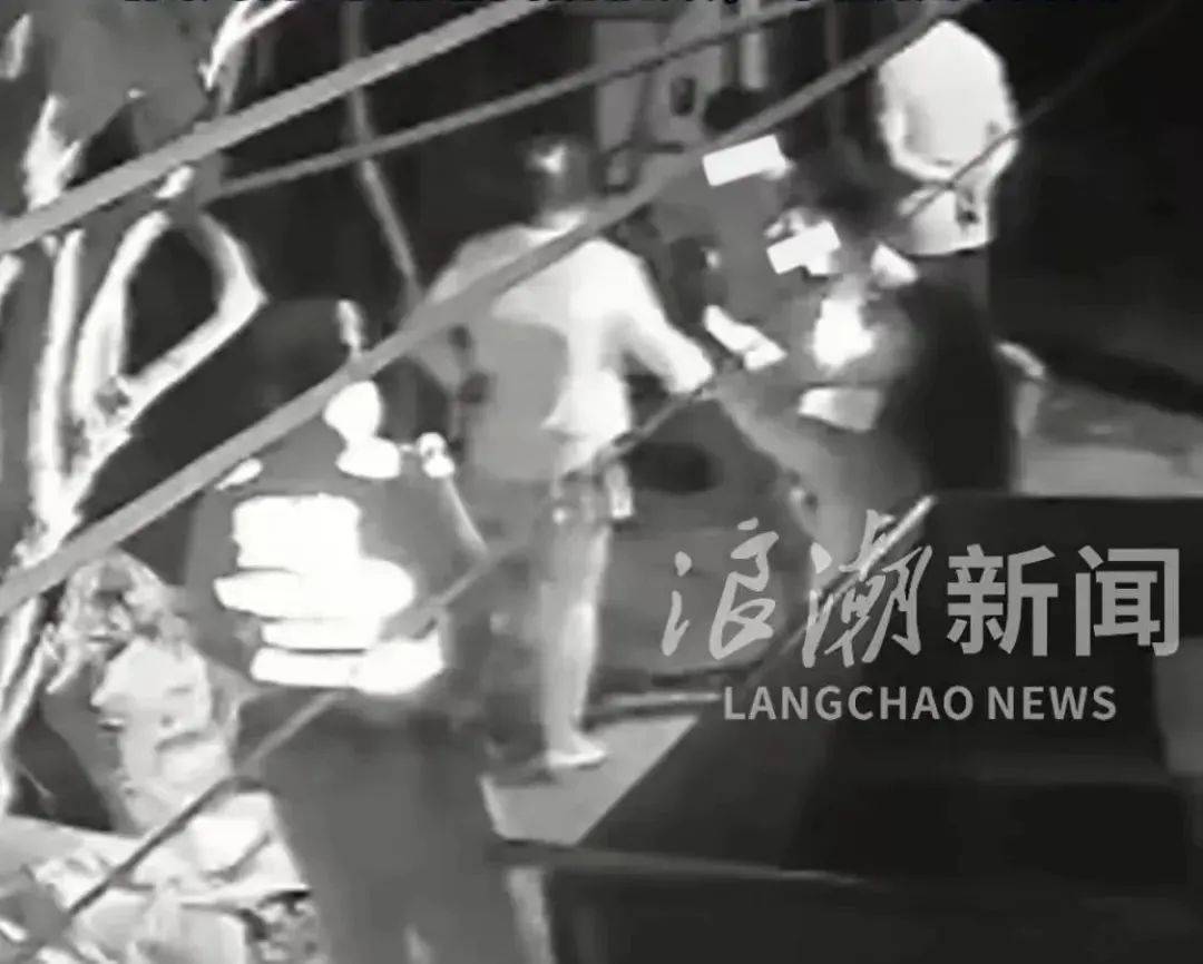 皇冠信用网登2代理_网传“亮证”司机是公安局领导不实皇冠信用网登2代理，广西当地：密切关注，已成立调查组