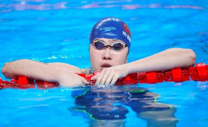 皇冠信用平台出租出售_世锦赛女子50米自由泳决赛 中国双姝一起站上领奖台