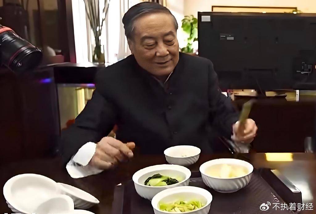 皇冠信用網开号_宗庆后声称一天只花几块钱皇冠信用網开号，实际上满世界买豪宅，海外资产18亿