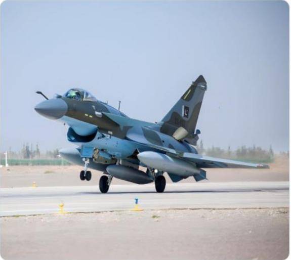 皇冠信用盘账号_再度被中国歼-35刷新认知皇冠信用盘账号,印度病急乱投医,瞄上韩国五代机KF-21