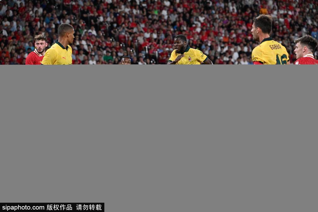 奥地利甲组联赛_切尔西4-1战胜AC米兰:莫德里奇首秀的背后故事与战术解析