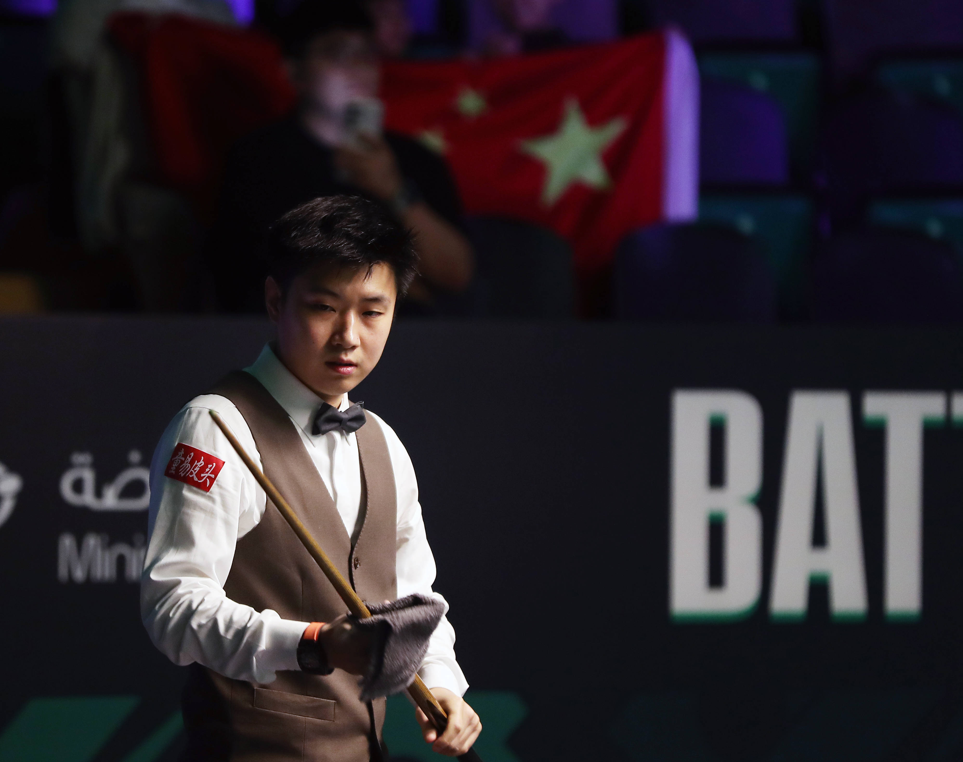 皇冠信用最新地址_（体育）斯诺克——沙特大师赛：赵心童晋级16强