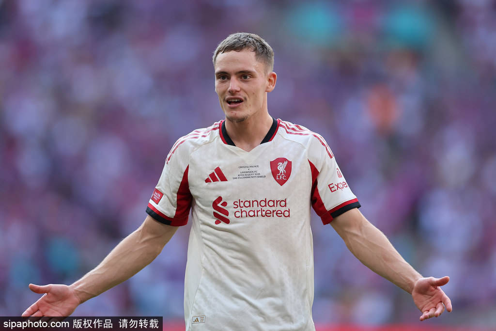 皇冠登1登2登3代理_观战台:利物浦打响英超揭幕战 曼联枪手锋线天团火拼