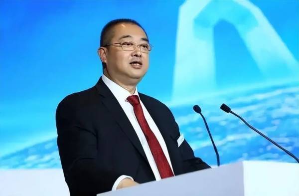 皇冠信用网平台_全球追索的恒大“二号人物”浮出水面皇冠信用网平台！夏海钧藏身美国加州尔湾