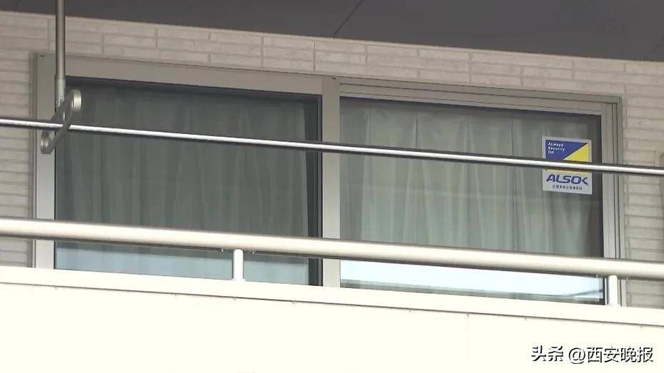 英格兰超级联赛_日本15岁少年连捅精神科医生父亲数十刀英格兰超级联赛，致其死亡，出去玩了一天后自首