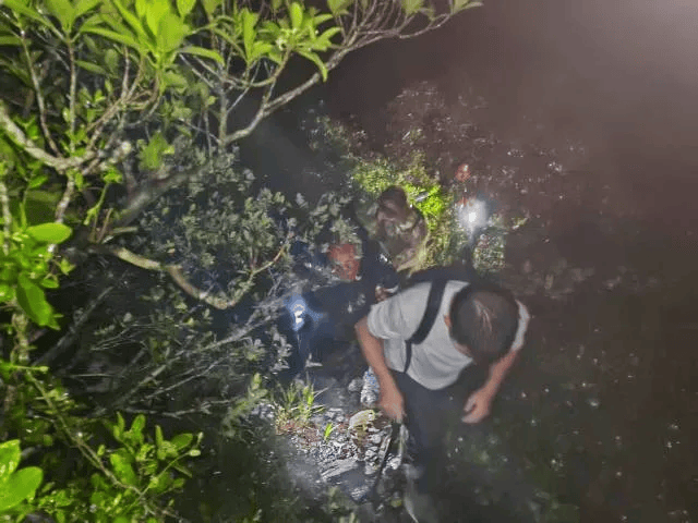 皇冠信用哪里申请_台风天擅入“禁区”！首张罚单皇冠信用哪里申请，开出！