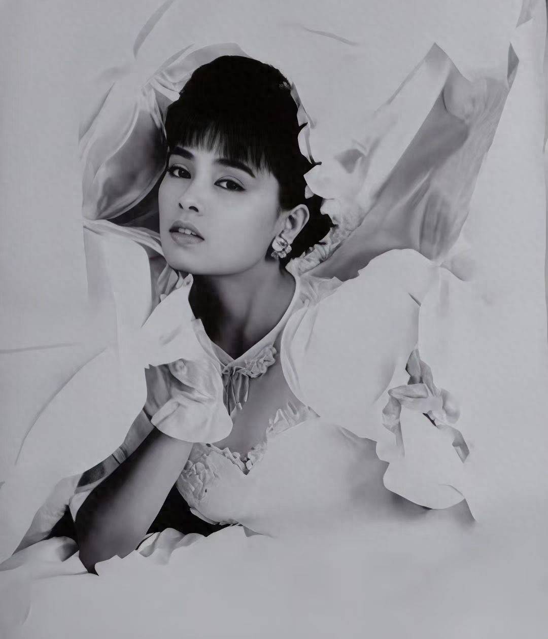 皇冠信用網代理登1
_歌手千百惠去世 儿子:妈妈唯一遗憾就是没有看到家乡回归祖国