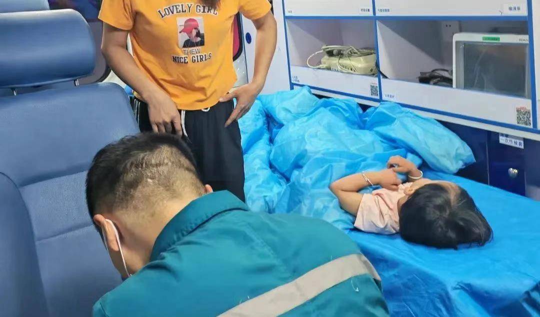 皇冠信用网会员_湖南新邵突然失踪的2岁女孩平安找到皇冠信用网会员，当地公安：在距离家1公里外的山林石缝中发现