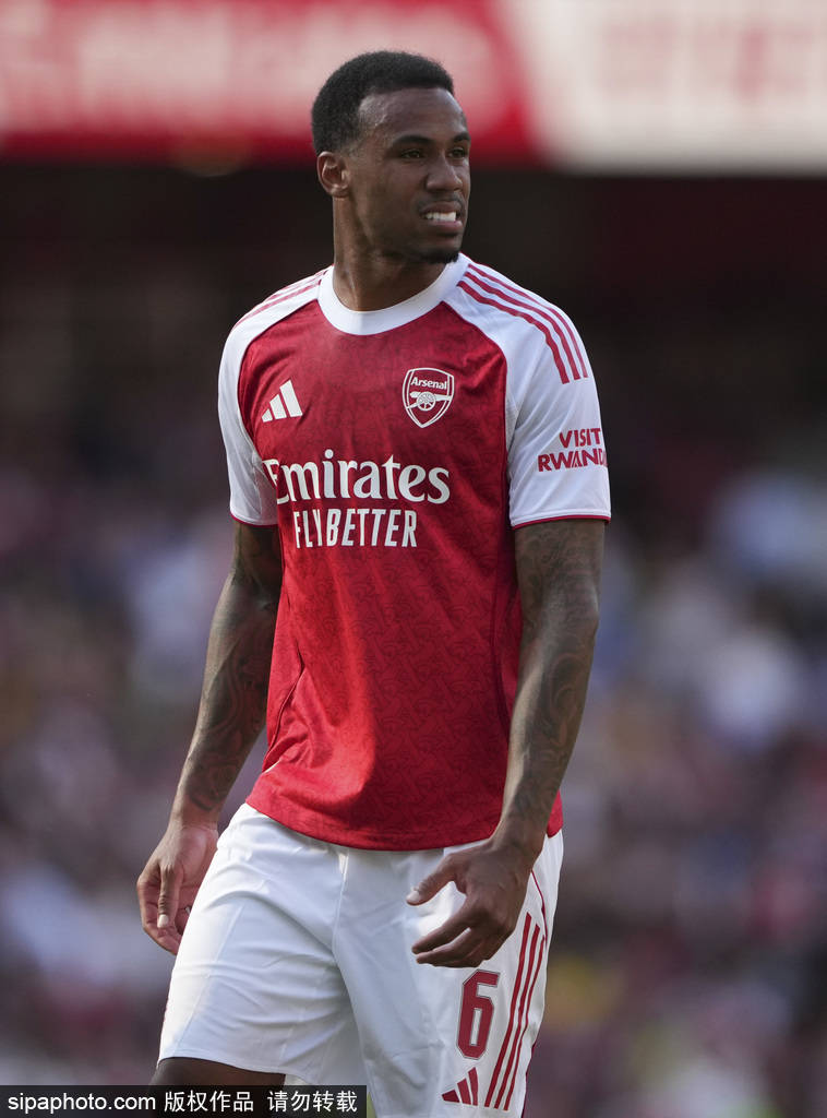 英格兰超级联赛_阿尔特塔：厄德高肩伤与萨卡腿筋不乐观英格兰超级联赛，阿森纳需更多球员挺身而出！