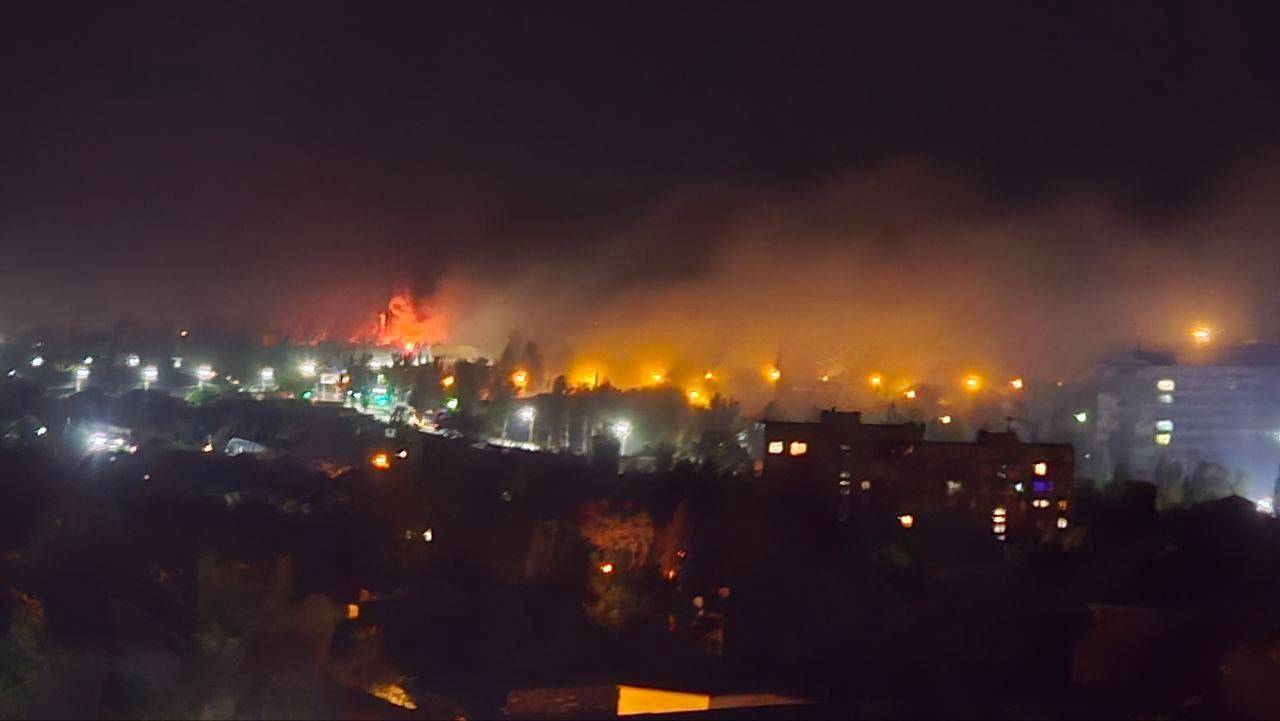 瑞士超级联赛
_报复不隔夜!乌刚偷袭俄炼油厂瑞士超级联赛
,不到24小时,基辅腾起火红蘑菇云