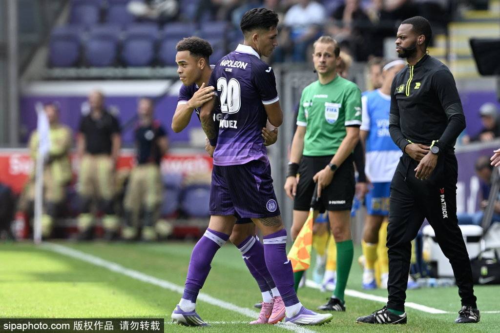 皇冠信用網如何申请_里程碑！林良铭助攻张玉宁破门皇冠信用網如何申请，为工体各项赛事第800球