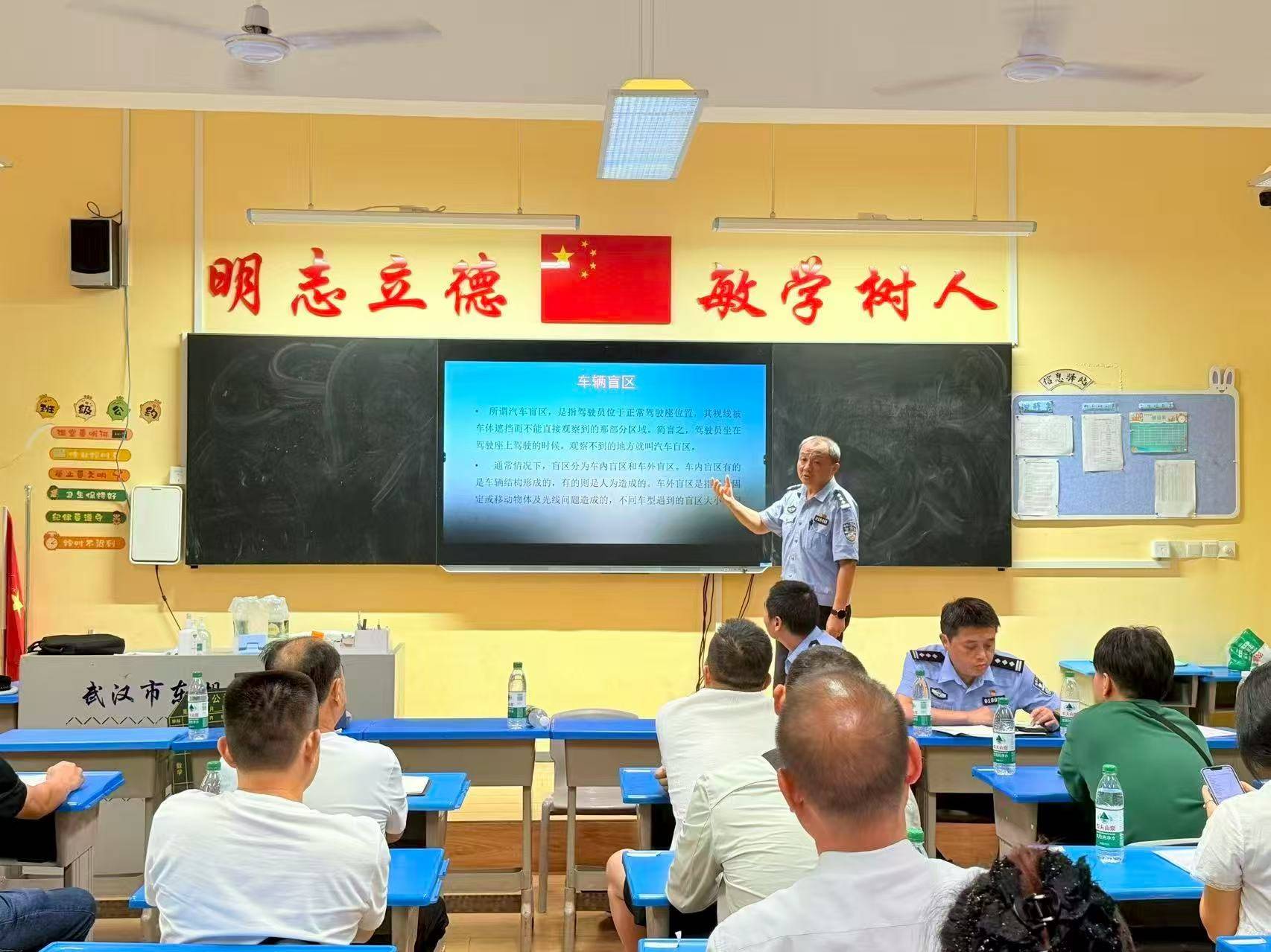 川崎前锋vs町田泽维亚_武汉一学校的18人进行毛发检测：他们是校车驾驶员川崎前锋vs町田泽维亚，毛发毒品检测结果均为阴性