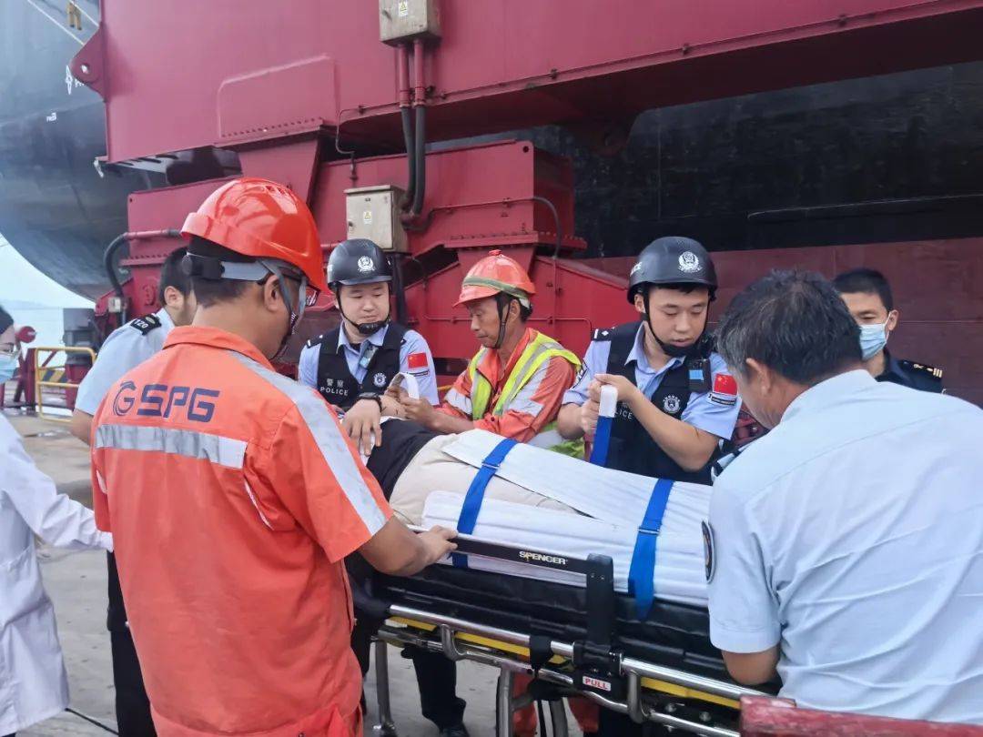 皇冠信用网最新地址_中国留学生因用手机拍照翻译遭拘押皇冠信用网最新地址，中使馆紧急提醒！【新闻早知道】