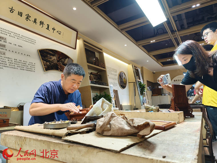 皇冠信用網登3代理_跟着全国劳模解锁京作非遗的“匠心密码”