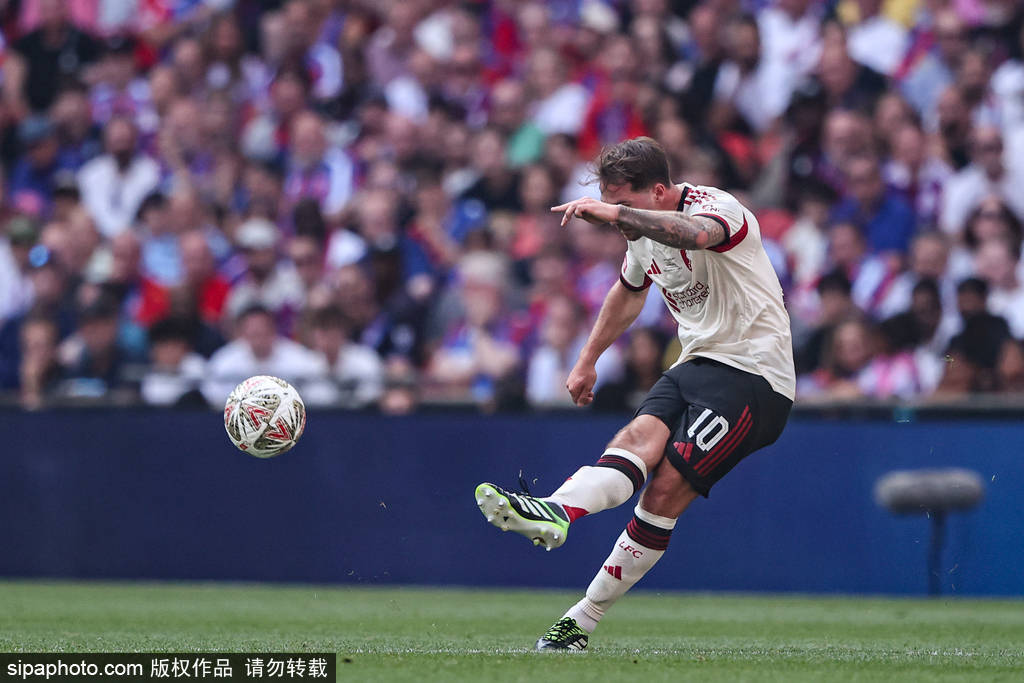 瓦勒伦加vs拜尼_利物浦不再报价伊萨克？纽卡跟队：红军走到这一步了瓦勒伦加vs拜尼，不会放弃！