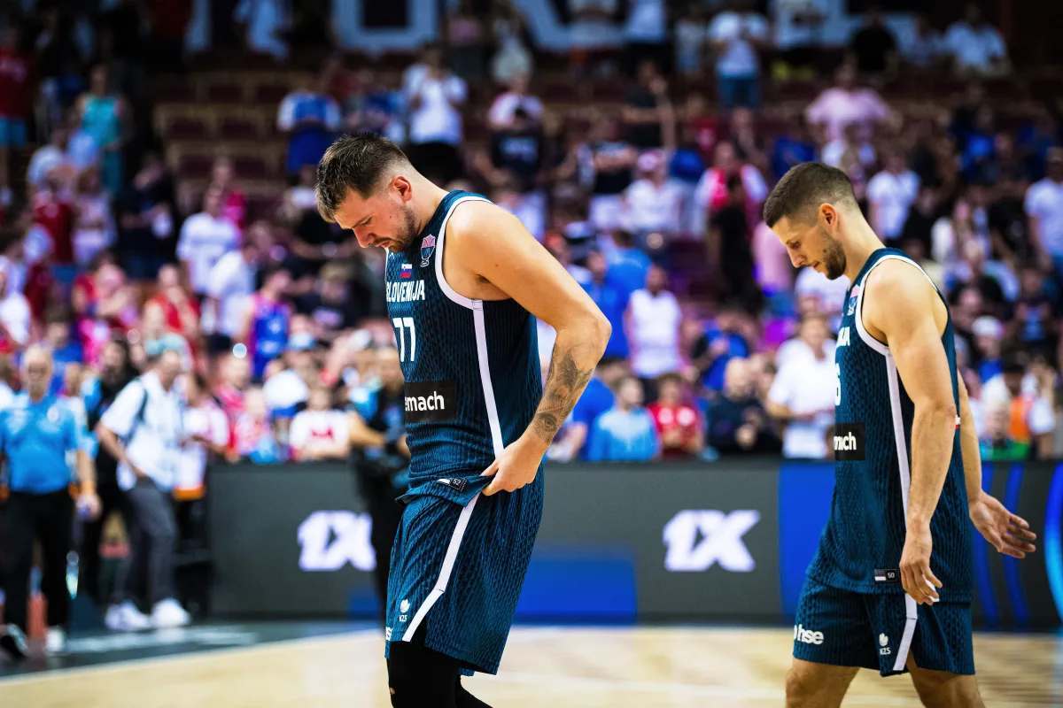 博洛尼亚vs科木_欧洲杯综述:东契奇39+8+9难换一胜 约基奇39分创纪录