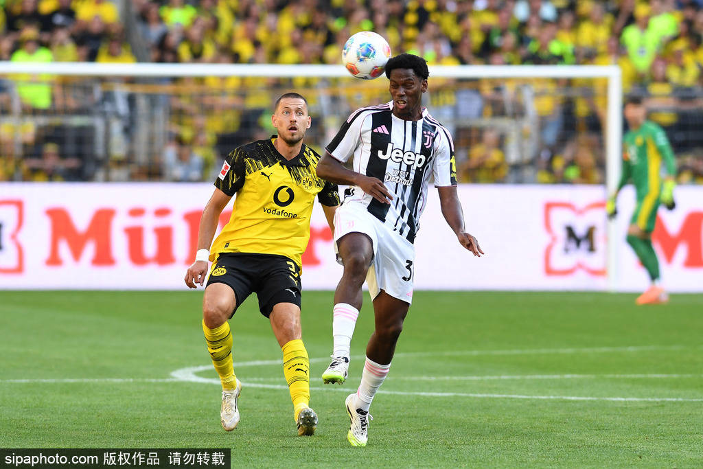 利物浦蒙特维多vs德丰索体育队_奥蓬达或将租借加盟尤文：4000万欧元买断条款引发热议利物浦蒙特维多vs德丰索体育队！