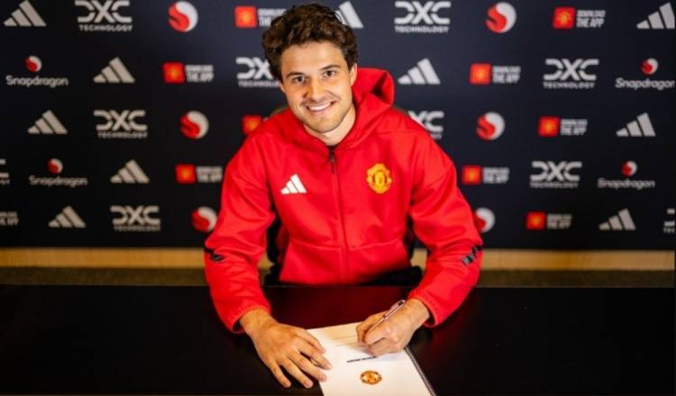 厄瓜多尔甲组联赛_曼晚：曼联的夏窗堪称完美厄瓜多尔甲组联赛，补强了前锋门将&amp;冗员也基本送走了