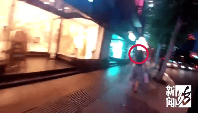 秘鲁甲组联赛_“孩子放银行秘鲁甲组联赛，不会找不到！”上海一妈妈心急如焚…民警发现蹊跷