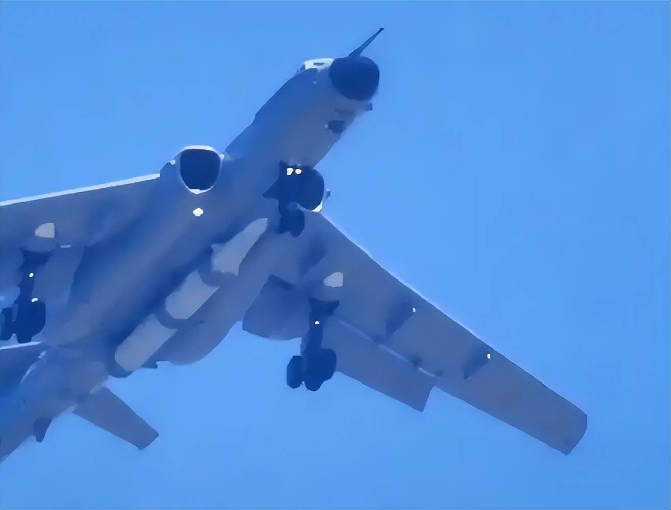 皇冠信用網出租代理_轰-20还要等多久皇冠信用網出租代理,为什么我们不着急了?轰-6N+惊雷导弹覆盖全球