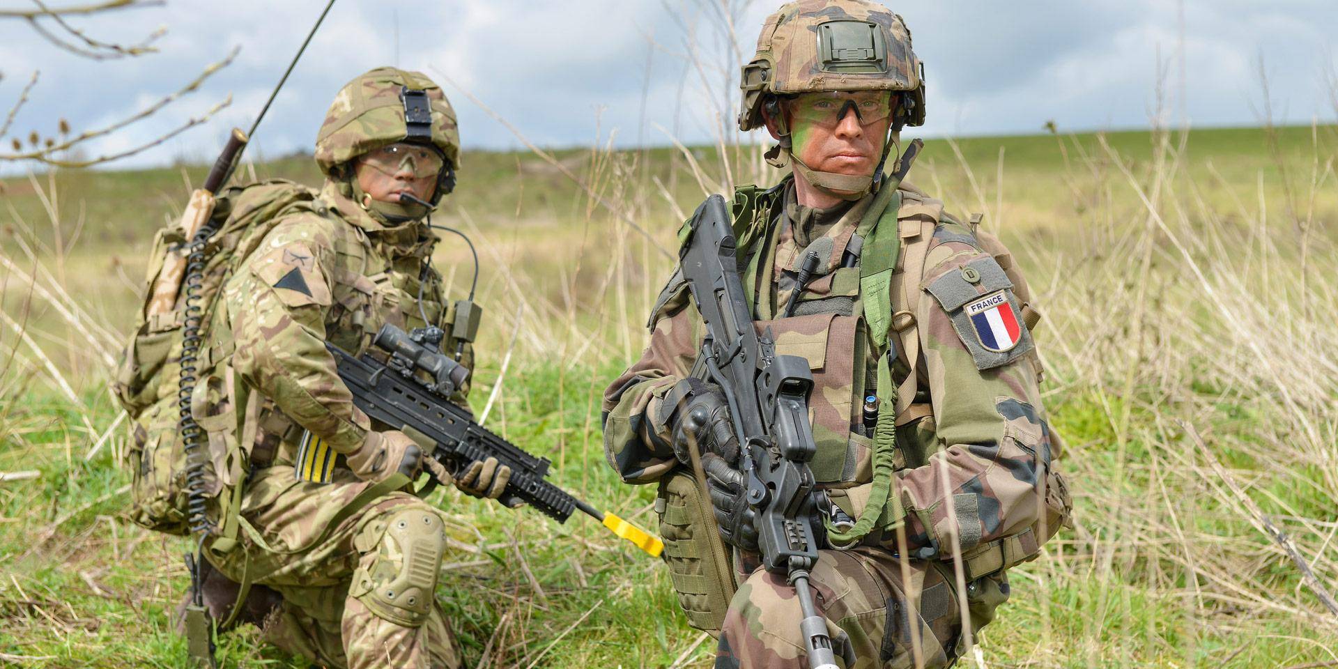 布拉德福德vs格里姆斯比_26国兵马将开进乌克兰:不管法国布拉德福德vs格里姆斯比,德国拒绝出兵,只给4个德械师